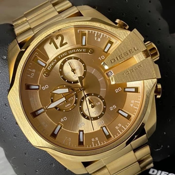 DZ4360 - Diesel Men’s Mega Chief
Case Size: 51mm
MSRP: $495 - Picture 3 of 8